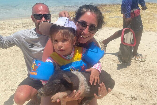 4hr Private Tour Island Hop Snorkel w/ Turtles & Sip Bahama Mamas - Price and Value: What $1,200 Buys for a Private Group Up to 12