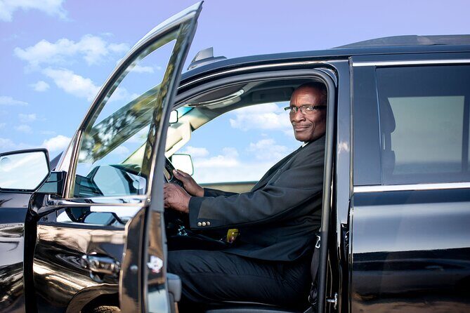Bahamas Airport Transportation w/Free Grocery Stop-1 Way Private - The first 15–60 minutes: drinks, route, and the included “get set up” feeling