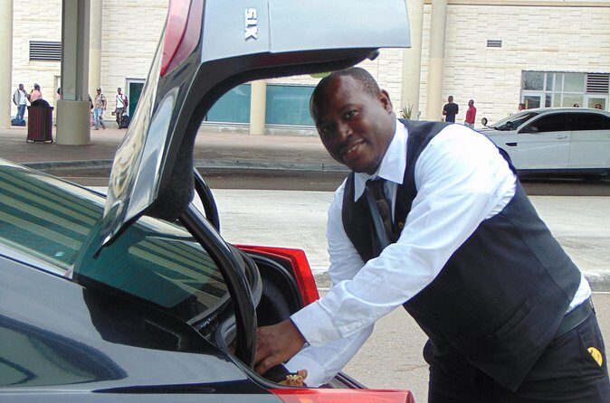 Bahamas Airport Transportation w/Free Grocery Stop-1 Way Private - Price: is $125 per group worth it?