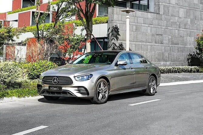 Bahamas Lynden Pindling Airport (NAS) Private Transfer to Nassau - Price and Value: When $80 Makes Sense for Your Group