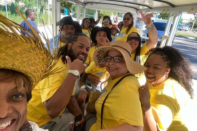 CHIPPIES BAHAMAS Island Tours : Feel The Culture - Arawak Cay and Fish Fry: the taste stop that feels like Nassau nightlife (without the long night)