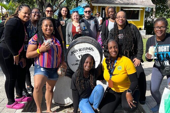 City Sight Seeing with Wine, Rum Cake and Conch Fritter Samples - How the 2–3 hour loop stays “doable” in Nassau