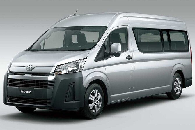 Custom Family and Small Group Transfers for Comfortable Journeys - Should You Book Bahamas Ride Experts for Your Nassau Dates?