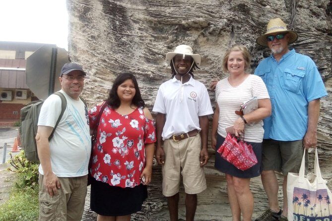 Dilly Dally Walking Tour of Nassau Attractions - Fort Fincastle + Government House: Views and Outside-Only Time