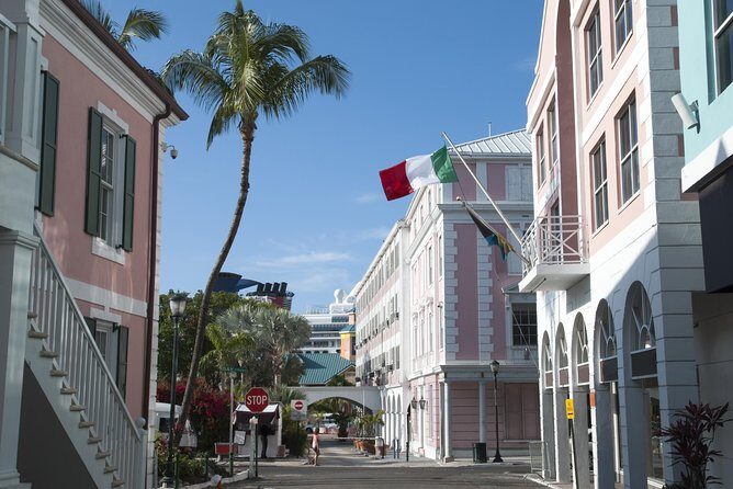 Dilly Dally Walking Tour of Nassau Attractions - Tastings at John Watling’s Distillery and Graycliff Chocolatier