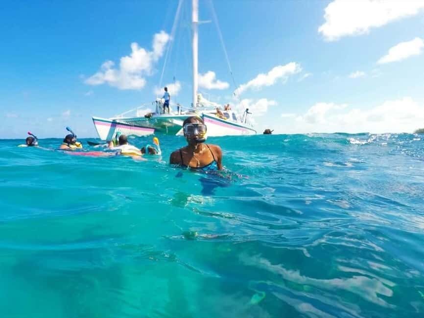 Full Day Sail and Snorkel with Turtles - Hotel pick-up and check-in: where the day starts (and how to handle it)