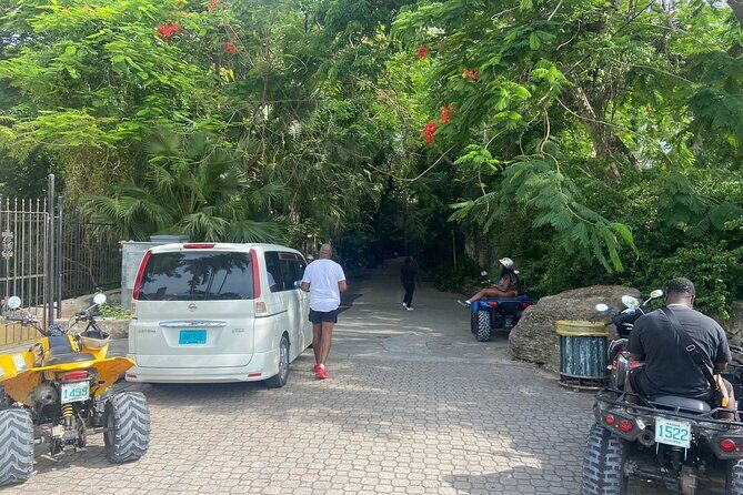Nassau Atv Island Half-Day City Tour with Free Pick-Up - Fort Montagu and the beach pause with British military roots