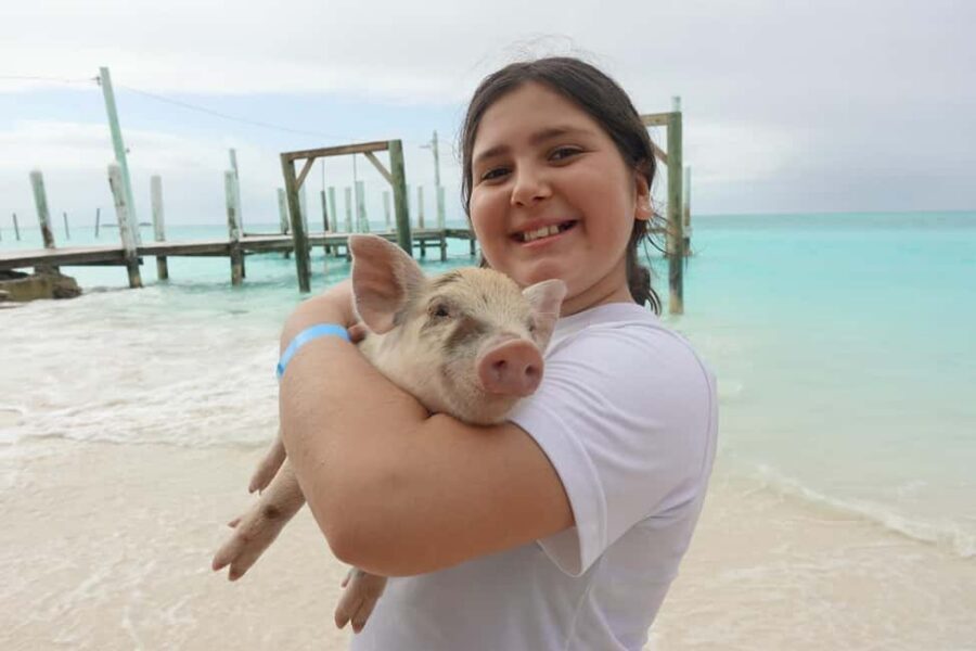 Nassau ATV & Swimming Pigs Tour - The New Duff stop: guava duff and lemonades as a Nassau starter