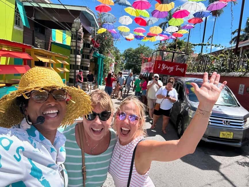 Nassau: Bahamas Culture Tour with Electric Trolley and Water - Queen’s Staircase: a landmark stop with room to shop and look around
