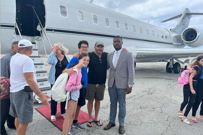 Nassau, Bahamas Private Airport Transfers - Meeting Your Driver: Name Sign at the Airport Exit
