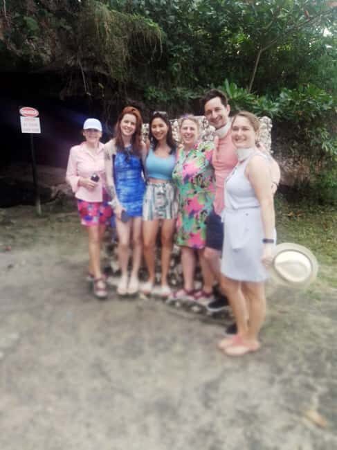 Nassau City Tour: Discover the Charms of Old Charles Town - Tour Guides Are the Real Secret: Lennox and Phillip’s Impact