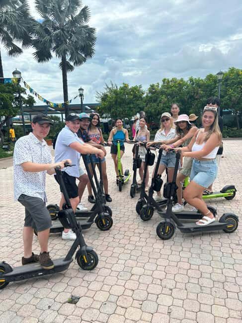 Nassau: E-Scooter Tour with Food Tasting and Local Drinks - Scooter + tastings: how this 2-hour Nassau route works