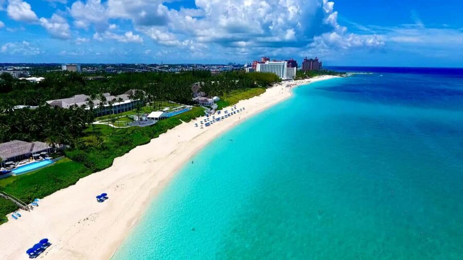 Nassau: Historic City Tour with Drink and Food Tasting - The taste-and-history plan: rum cake, conch fritters, and Goombay punch