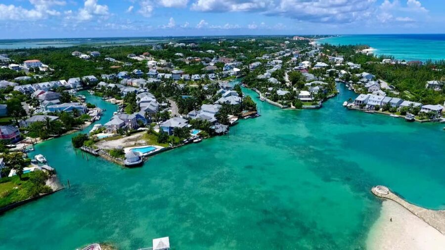 Nassau: Historic City Tour with Drink and Food Tasting - Time, transfers, and the small-group feel that keeps it from feeling rushed