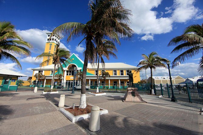 Nassau Island Highlights Sightseeing Tour - Stop 3: Queen’s Staircase and the Fort Fincastle Views (The Climb Part)