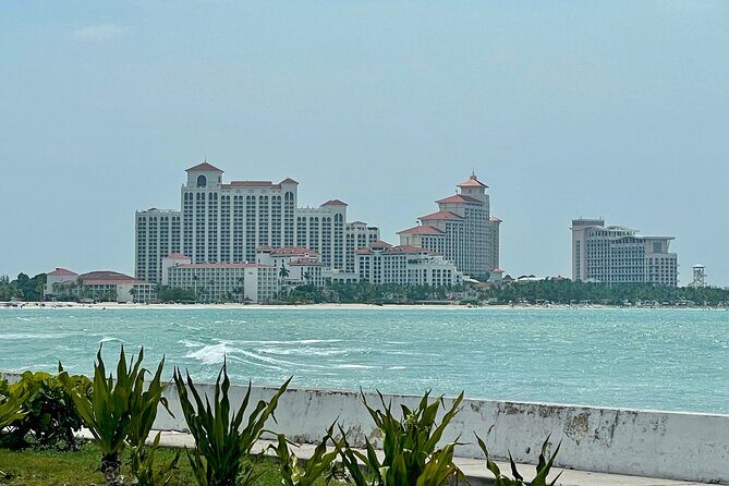 Nassau Private Airport & Cruise Port Transfer - The ride itself: AC comfort, careful driving, and WiFi