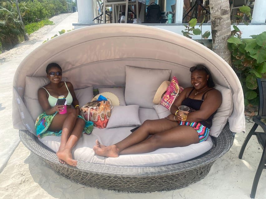 Nassau: Rose Island's Sand Dollar Beach Resort - Kayaks, paddleboards, boogie boards, and beach games