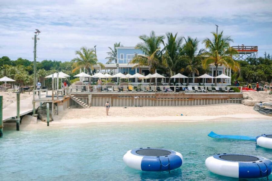 Nassau: Rose Island's Sand Dollar Beach Resort - Sand Dollar Beach Resort: what the on-island setup feels like