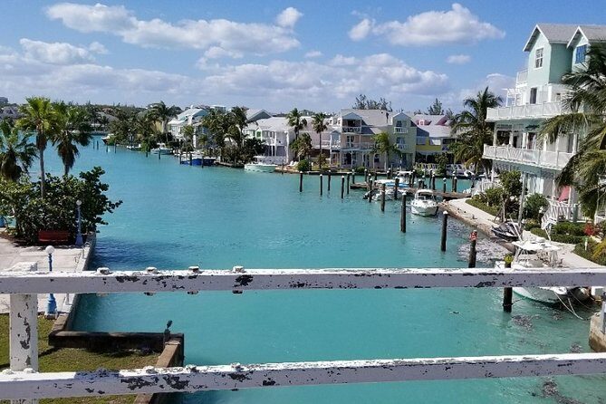 Nassau Shore Excursion: Sightseeing and Snorkeling Tour - Lunch, soft drink, and the mini moments that add up