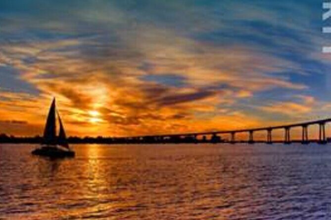 Nassau: Sunset Dinner Cruise - Open Bar Drinks and the Music-and-Dance Vibe