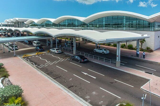 One Way Private Airport Transfer for 4 People or Less - Key things to know before you book