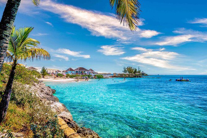 Pearl Island Bahamas Snorkeling Experience and Lunch - Lunch on Pearl Island: what’s included and what to plan for