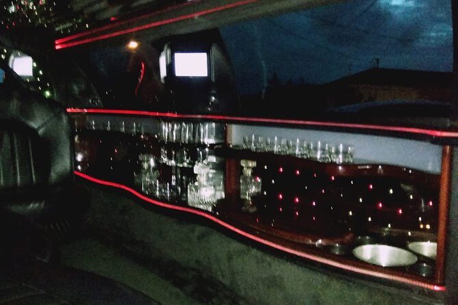 Round Trip Nassau Airport ARRIVAL (NASSAU LIMOUSINE) - Price and value: $253.34 per group and what you’re really buying