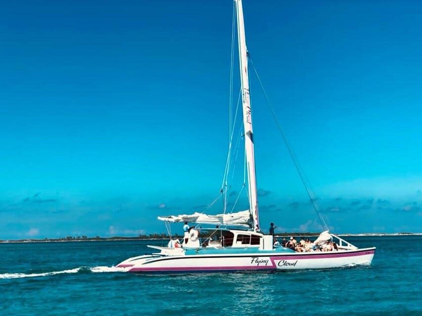 Sunset Cruise In Paradise - Sailing Around Paradise Island: When You Really Notice the Boat